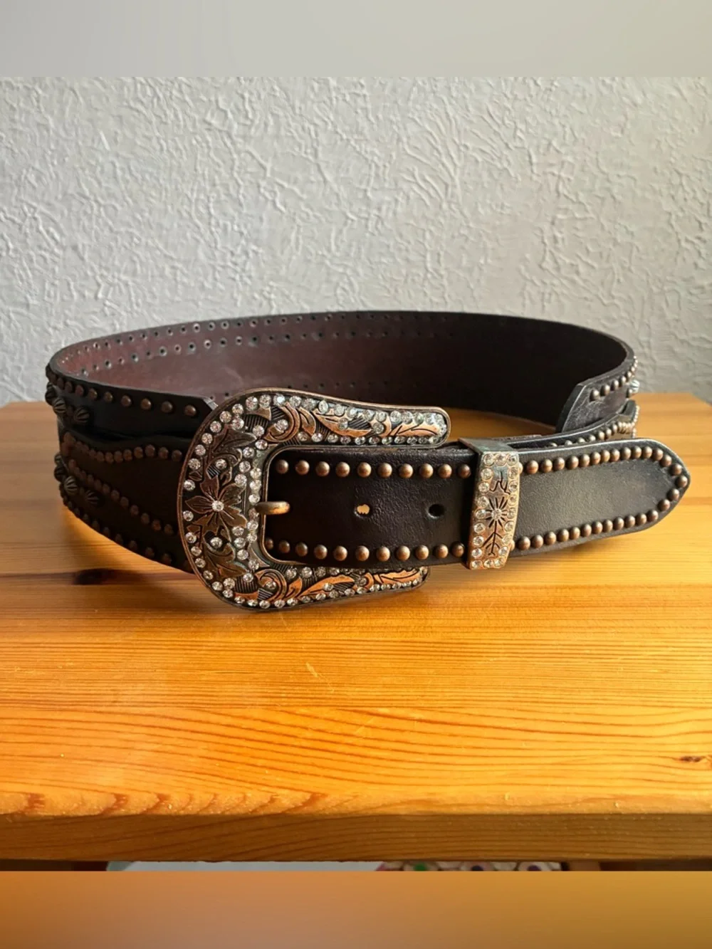 Angel Ranch Ladies Floral Studded Brown Belt Thick accent piece